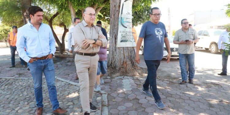 Alcalde Galindo anuncia nuevo alumbrado para colonia Bugambilias