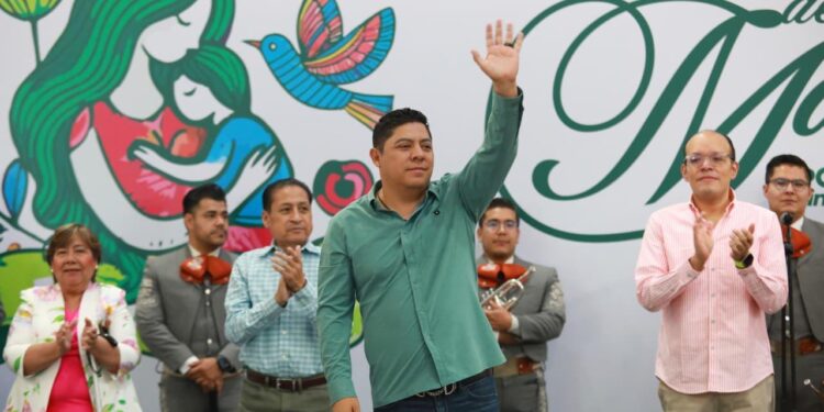 APOYO TOTAL A MADRES POTOSINAS: RICARDO GALLARDO CARDONA