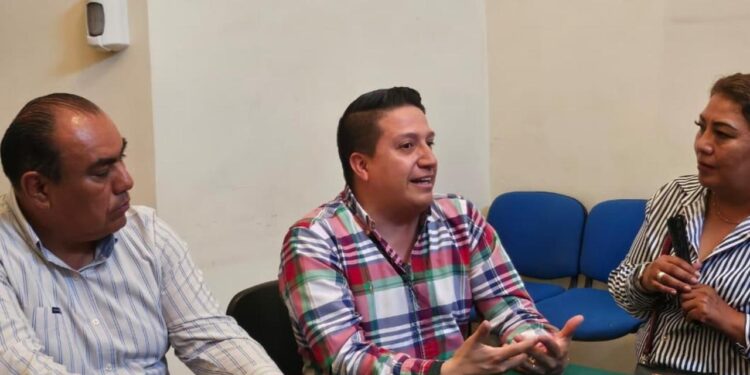 ESTADO MANTIENE DIÁLOGO CON POLICÍAS PENSIONADOS PARA GARANTIZAR SUS DERECHOS