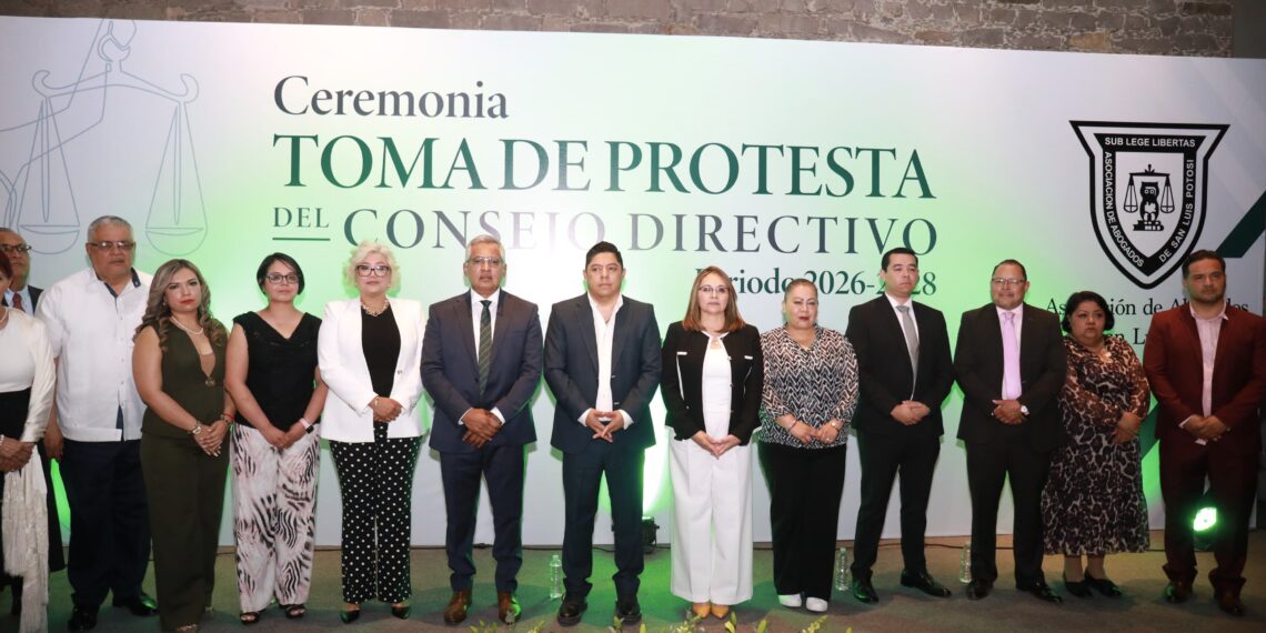 RICARDO GALLARDO RESPALDA A NUEVO CONSEJO DIRECTIVO DE LA ASOCIACIÓN DE ABOGADOS DE SLP