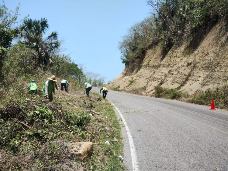 ESTADO FORTALECE MANTENIMIENTO DE CAMINOS