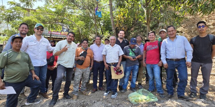 RICARDO GALLARDO FORTALECE MOVILIDAD EN TAMAZUNCHALE 