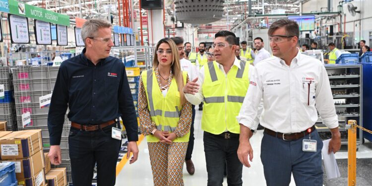 *SLP ESCALA EN COMPETITIVIDAD POR SU DINAMISMO LABORAL Y ESTABILIDAD POLÍTICA*