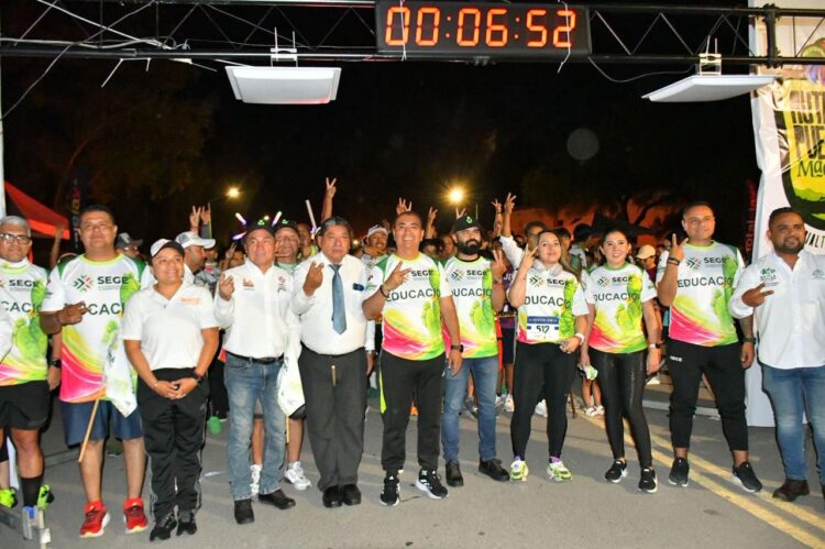 HISTÓRICA FIESTA DEPORTIVA VIVIÓ EL MAGISTERIO POTOSINO CON QUINTA CARRERA ATLÉTICA