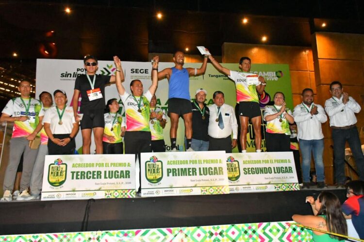 HISTÓRICA FIESTA DEPORTIVA VIVIÓ EL MAGISTERIO POTOSINO CON QUINTA CARRERA ATLÉTICA