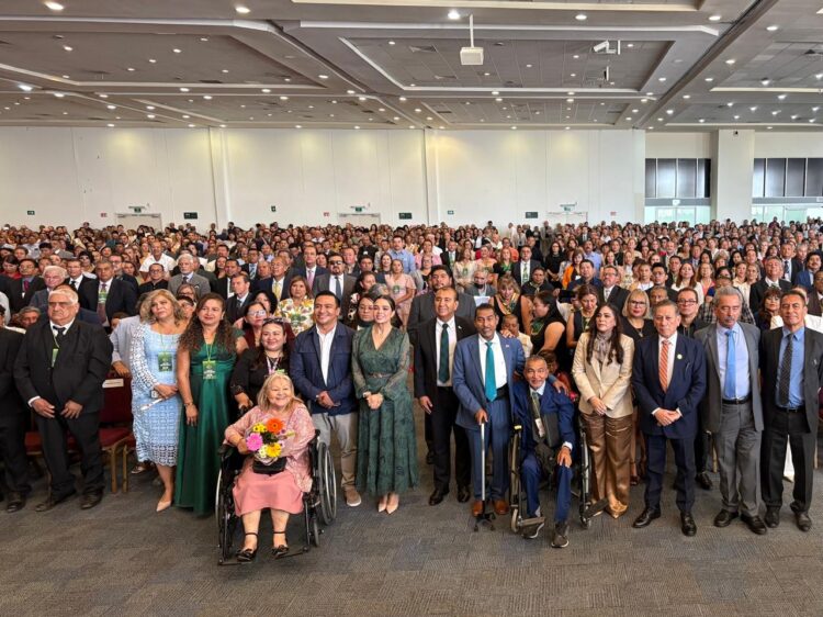 GOBIERNO ESTATAL RECONOCE TRAYECTORIA Y COMPROMISO DEL MAGISTERIO POTOSINO