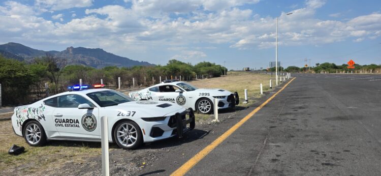 DIVISIÓN DE CAMINOS DE LA GCE INTENSIFICA VIGILANCIA Y PROXIMIDAD SOCIAL EN CARRETERAS POTOSINAS
