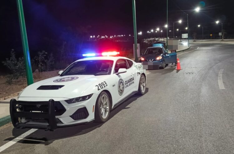 DIVISIÓN DE CAMINOS DE LA GCE INTENSIFICA VIGILANCIA Y PROXIMIDAD SOCIAL EN CARRETERAS POTOSINAS