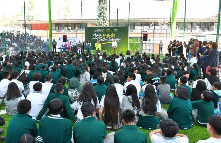 MÁS DE 48 MIL MAESTROS BRINDAN ATENCIÓN A ESTUDIANTES POTOSINOS