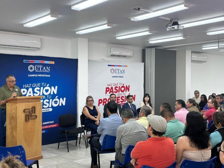 GOBIERNO ESTATAL FORTALECE CAPACITACIÓN DE SERVIDORES PÚBLICOS