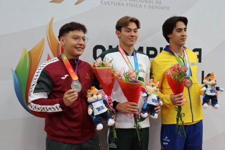 SAN LUIS CIERRA CON ÉXITO SU PARTICIPACIÓN EN NATACIÓN DE LA OLIMPIADA NACIONAL