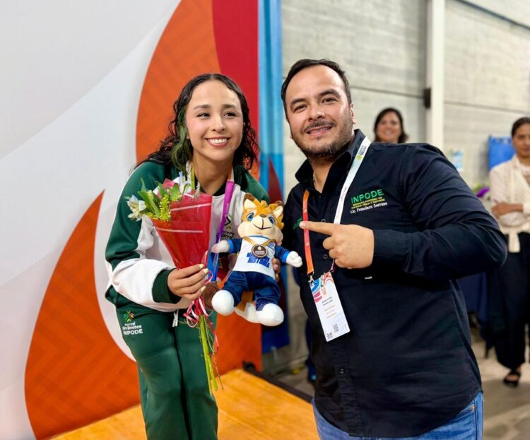 SAN LUIS CIERRA CON ÉXITO SU PARTICIPACIÓN EN NATACIÓN DE LA OLIMPIADA NACIONAL