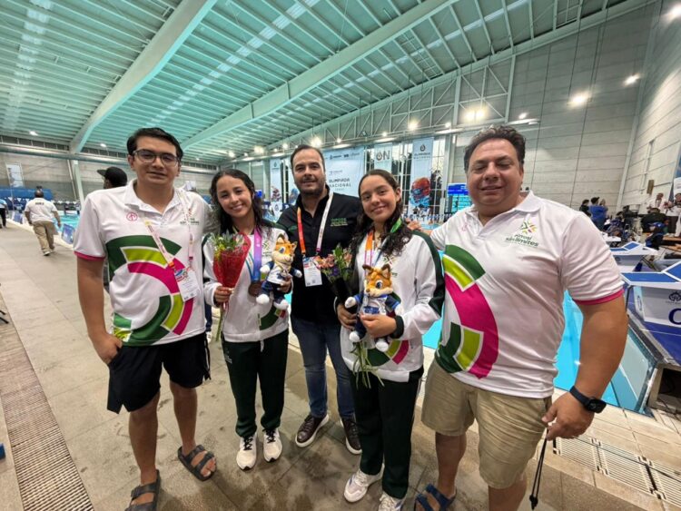 SAN LUIS CIERRA CON ÉXITO SU PARTICIPACIÓN EN NATACIÓN DE LA OLIMPIADA NACIONAL
