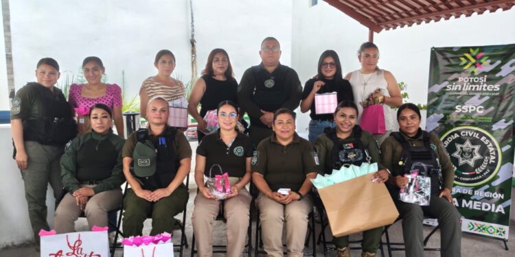 GUARDIA CIVIL ESTATAL RECONOCE EL COMPROMISO Y VOCACIÓN DE LAS MADRES TRABAJADORAS
