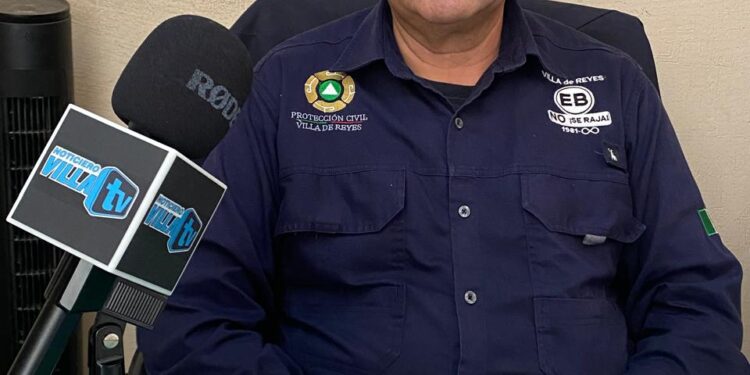 CLAUSURAN CHATARRERA TRAS INCENDIO EN VILLA DE REYES; AUTORIDADES EXIGEN MEDIDAS DE SEGURIDAD Y CONTROL AMBIENTAL
