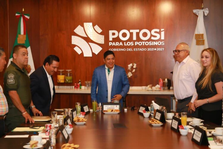 RICARDO GALLARDO CONSOLIDA ACCIONES DE SEGURIDAD CON ALCALDES DE LA ZONA CENTRO Y ALTIPLANO