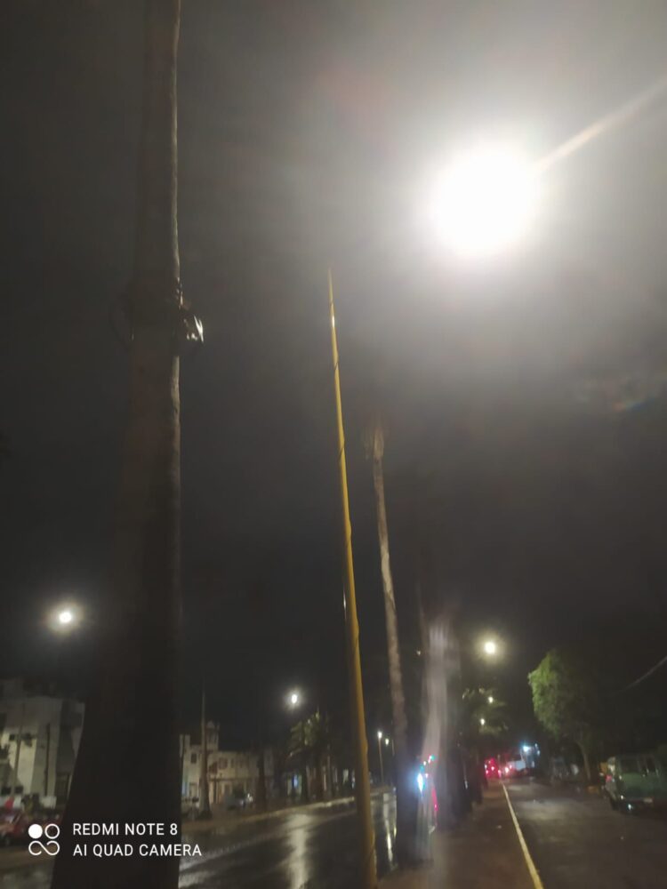 Atiende ayuntamiento de SLP fallas de alumbrado en la avenida 20 de Noviembre