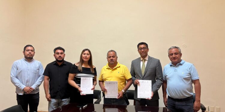GOBIERNO ESTATAL ACERCA EL DERECHO A LA IDENTIDAD CON DIGITALIZACIÓN DE ACTAS