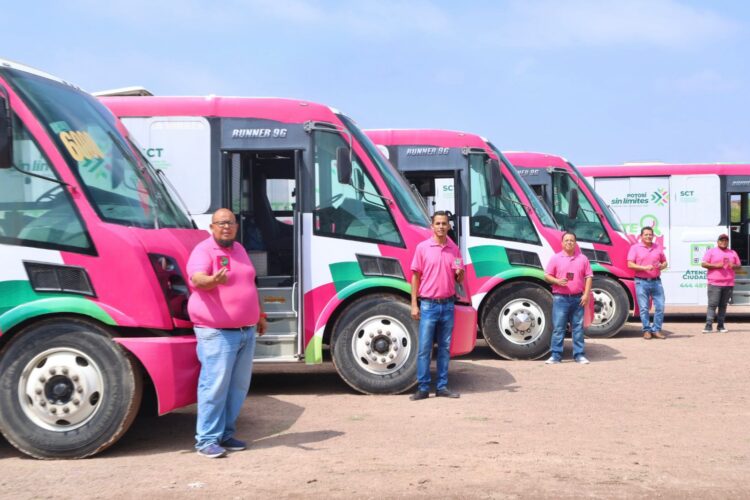 GOBIERNO ESTATAL ACERCA SERVICIOS DE SALUD CON MUÉVETE SEGURA EN TIERRA NUEVA