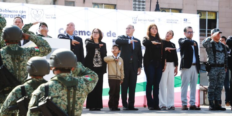 En la conmemoración del Día de la Marina, Enrique Galindo convoca a la unidad y a la defensa de los valores nacionales