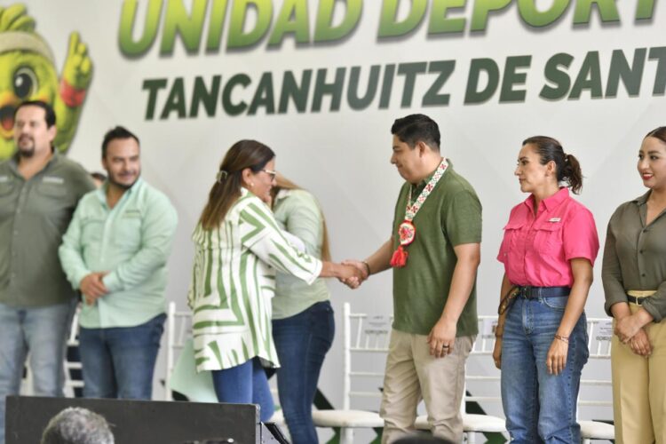 RICARDO GALLARDO LLEVA DEPORTE Y MOVILIDAD A TANCANHUITZ