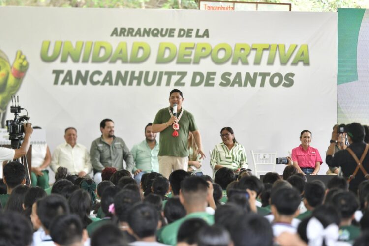 RICARDO GALLARDO LLEVA DEPORTE Y MOVILIDAD A TANCANHUITZ