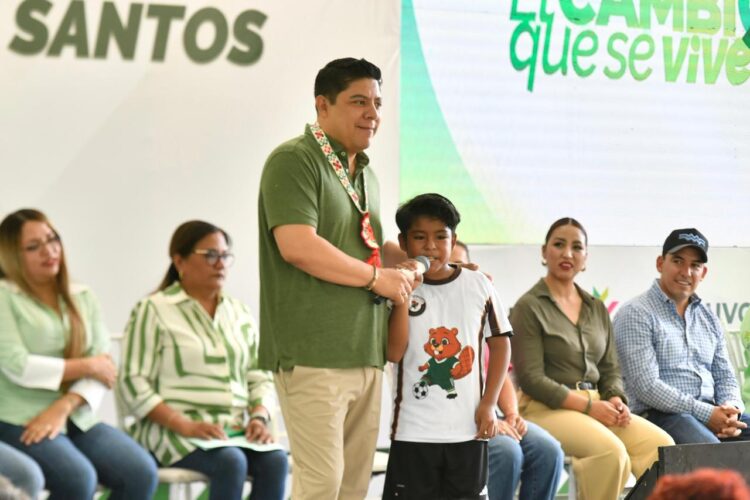 RICARDO GALLARDO LLEVA DEPORTE Y MOVILIDAD A TANCANHUITZ