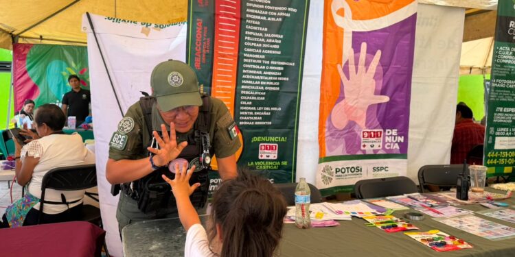 GOBIERNO DEL ESTADO ACERCA SERVICIOS DE PREVENCIÓN Y BIENESTAR A FAMILIAS DE SOLEDAD