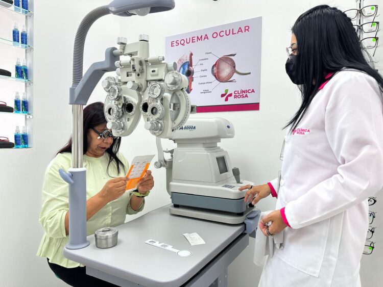 GOBIERNO ESTATAL ACERCA ATENCIÓN MÉDICA GRATUITA A FAMILIAS DE TIERRA NUEVA