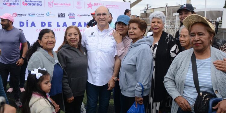 DIF Municipal celebra a las familias, la gran fuerza de San Luis Capital