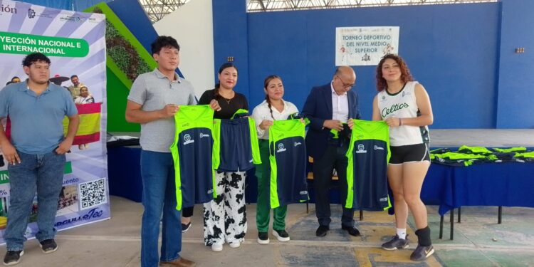 GOBIERNO ESTATAL RESPALDA EL TALENTO DEPORTIVO DE ESTUDIANTES EN TAMAZUNCHALE