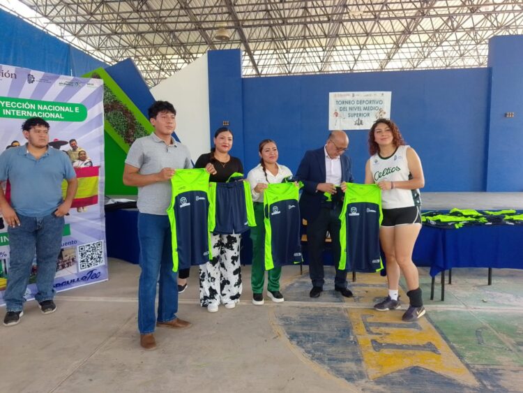 GOBIERNO ESTATAL RESPALDA EL TALENTO DEPORTIVO DE ESTUDIANTES EN TAMAZUNCHALE