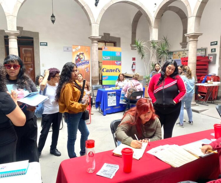 GOBIERNO ESTATAL IMPULSA MÁS OPORTUNIDADES LABORALES PARA LAS POTOSINAS