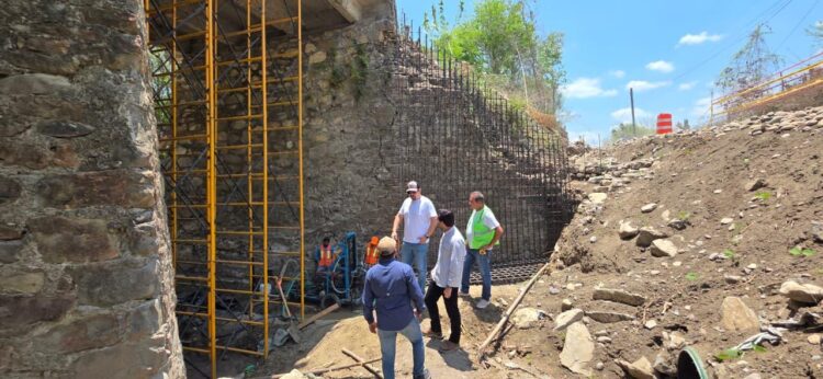 GOBIERNO ESTATAL FORTALECE LA MOVILIDAD CON 283 KILÓMETROS DE CAMINOS ATENDIDOS EN MAYO