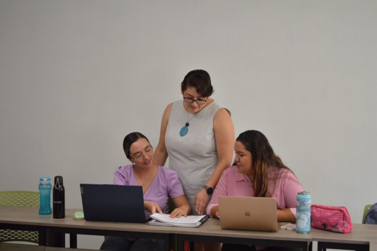 BENEMERITA Y CENTENARIA ESCUELA NORMAL IMPULSA LA FORMACIÓN DOCENTE CON POSGRADOS