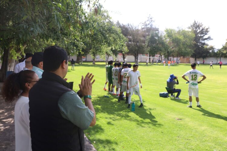 SAN LUIS POTOSÍ CONSIGUE PRIMER LUGAR EN EL FÚTBOL FEMENIL Y VARONIL