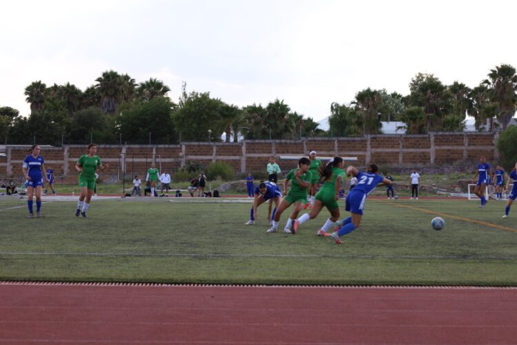 SAN LUIS POTOSÍ CONSIGUE PRIMER LUGAR EN EL FÚTBOL FEMENIL Y VARONIL