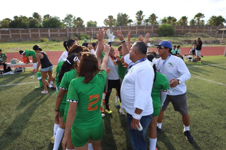 SAN LUIS POTOSÍ CONSIGUE PRIMER LUGAR EN EL FÚTBOL FEMENIL Y VARONIL