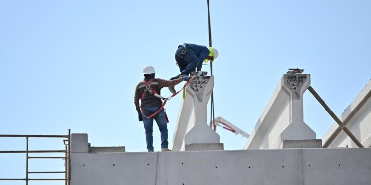 *CON APOYO DEL GOBIERNO ESTATAL REPUNTA EN SAN LUIS POTOSÍ LA INDUSTRIA DE LA CONSTRUCCIÓN*