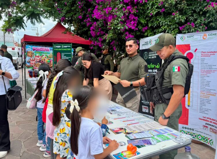 FERIA DE SEGURIDAD Y SERVICIOS ACERCA PROGRAMAS Y ATENCIÓN A FAMILIAS DE TIERRA NUEVA