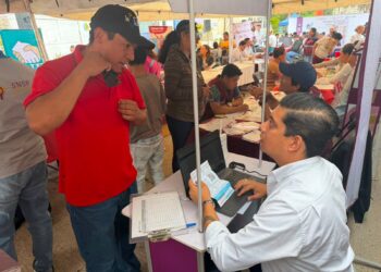 INTERAPAS acerca sus servicios a las familias durante la “Feria de Paz” en Los Arbolitos.