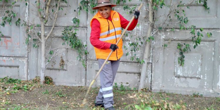 Gobierno de la Capital mantiene en óptimas condiciones la Avenida Salvador Nava