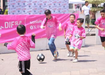Con gran emoción y participación, se realizó la gran final del torneo “Golpara” del Gobierno de la Capital en Plaza del Carmen