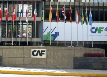 Enrique Galindo gestiona ante CAF recursos para obras estratégicas en San Luis Capital