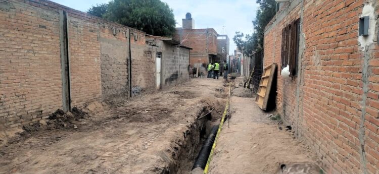 Obras Públicas mejora la infraestructura sanitaria en Tierra Blanca con nueva red de drenaje