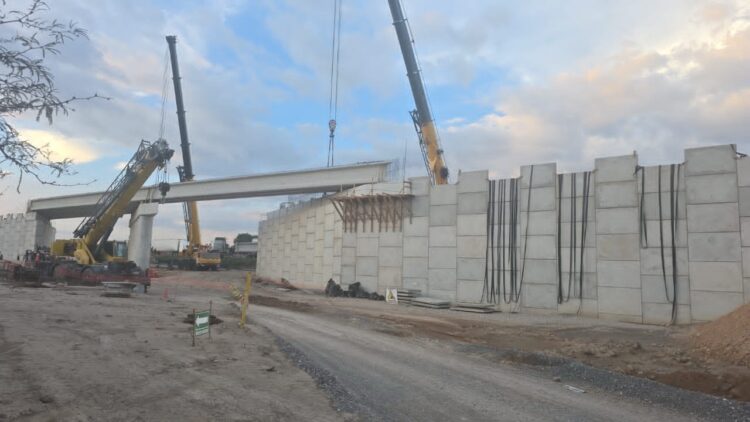 AVANZA CONSTRUCCIÓN DE LA AUTOPISTA SAN LUIS–MATEHUALA