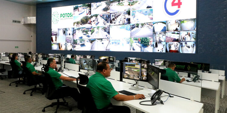 ACCIONES DE LA GCE CONSTRUYEN UN ESTADO CON MAYOR SEGURIDAD PARA LAS Y LOS POTOSINOS