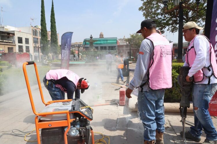 Gobierno de la Capital mejora la imagen urbana de la Plaza de El Carmen con acciones integrales