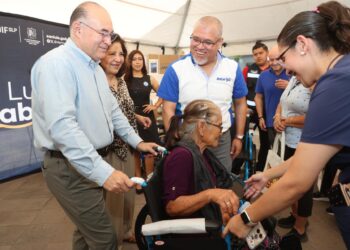 Fundación Telmex Telcel entrega equipo y ayudas funcionales al DIF Capitalino para beneficiar a familias potosinas