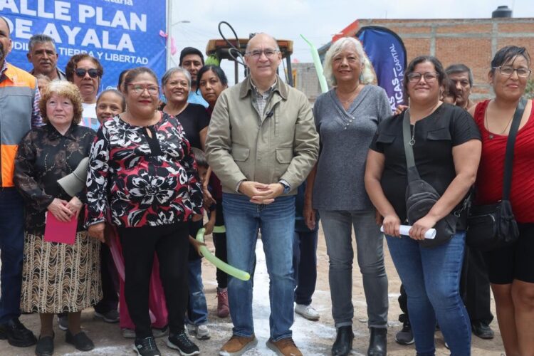 Enrique Galindo arranca obra esperada por más de 30 años en la colonia Emiliano Zapata